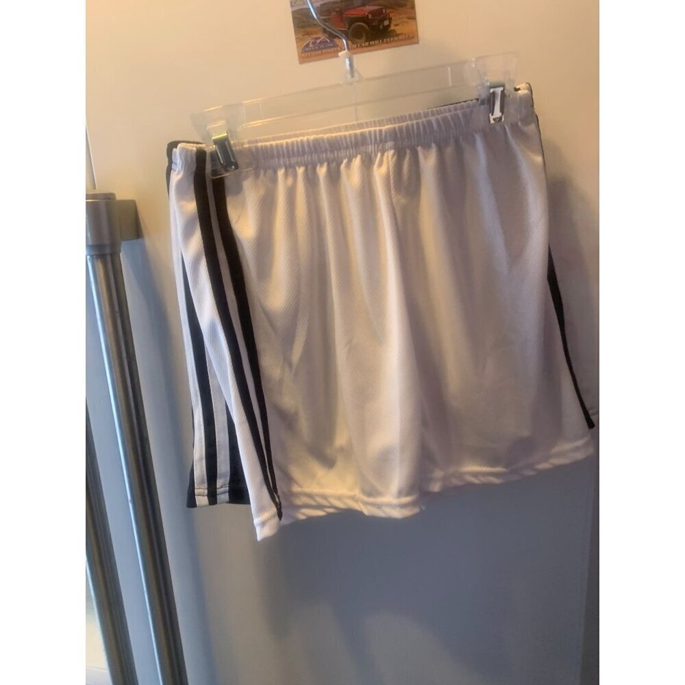 NWOT BOYS BREATHABLE SHORT 2PACK